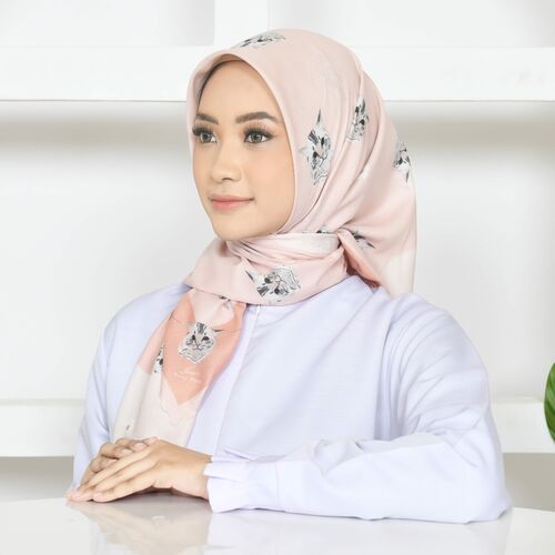Daisy Peach Sweet Miko Tudung