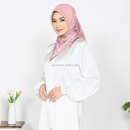 Fiorella Deep Rose Sweet Miko Tudung