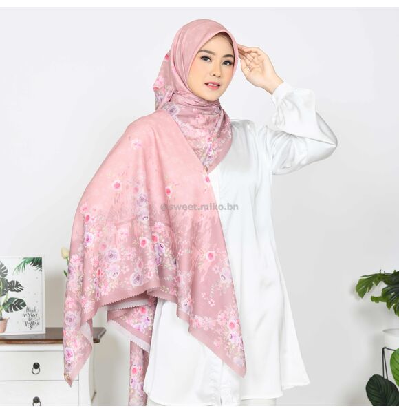 Fiorella Deep Rose Sweet Miko Tudung