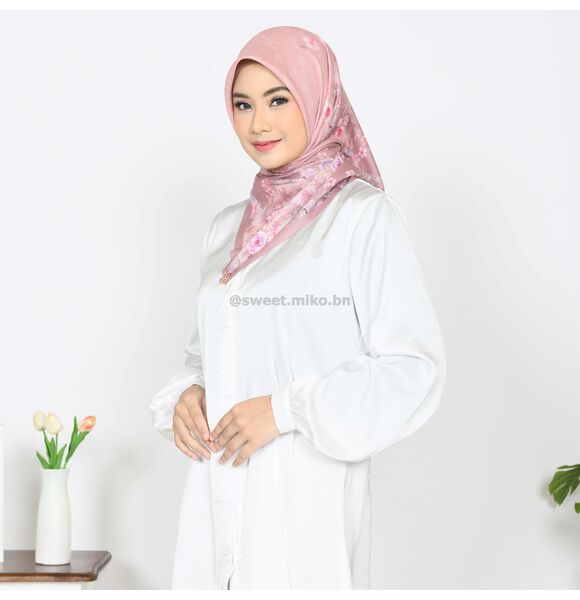 Fiorella Deep Rose Sweet Miko Tudung