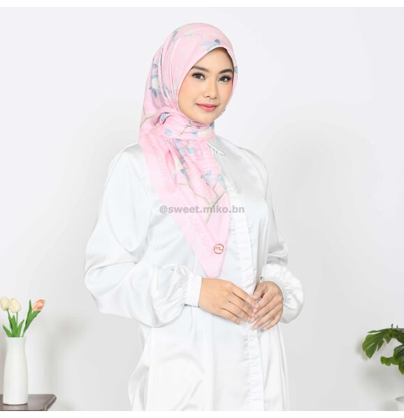 ​Gardenia Flamingo Sweet Miko Tudung