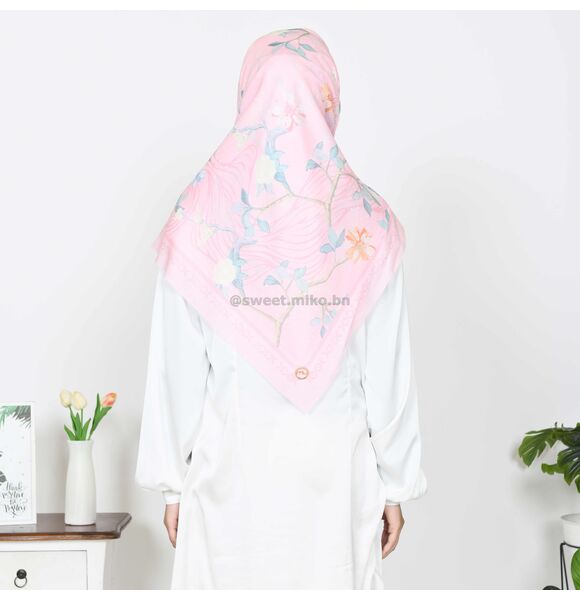 ​Gardenia Flamingo Sweet Miko Tudung